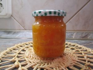 Héjas narancsdzsem lezárva