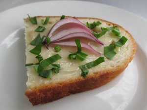 Kacsazsíros-lila-hagymás szendvics