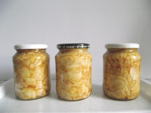 Üvegek lezárva