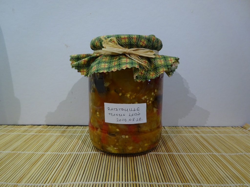 Ratatouille főzese