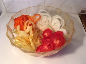Zöldségek karikára vágva