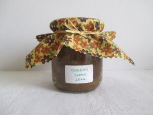 Tartósított cukkini chutney