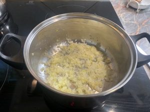 Hagyma és fokhagyma párolása