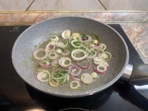 Hagyma és kapor párolása