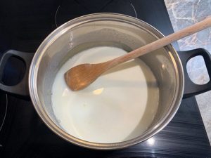 Felengedve meleg tejjel